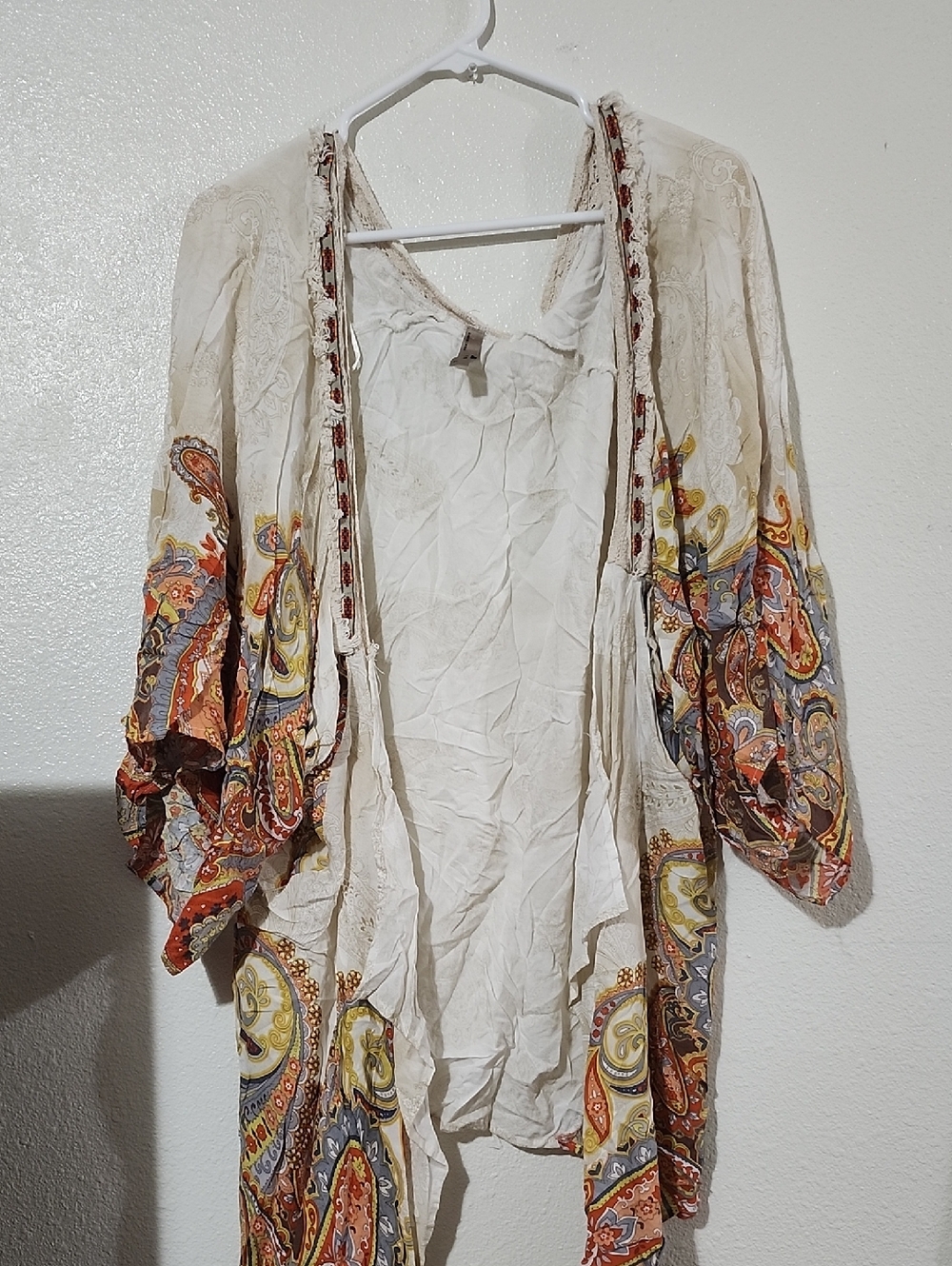 entro Cream Paisley-Print Lightweight Kimono